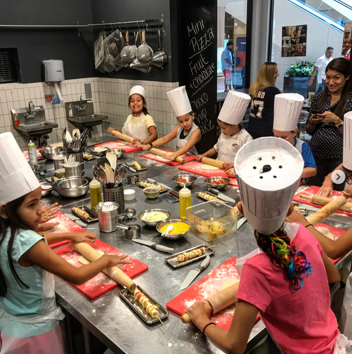 kids cooking school
